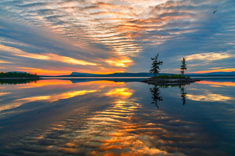 Фактурная ночь полярного дня