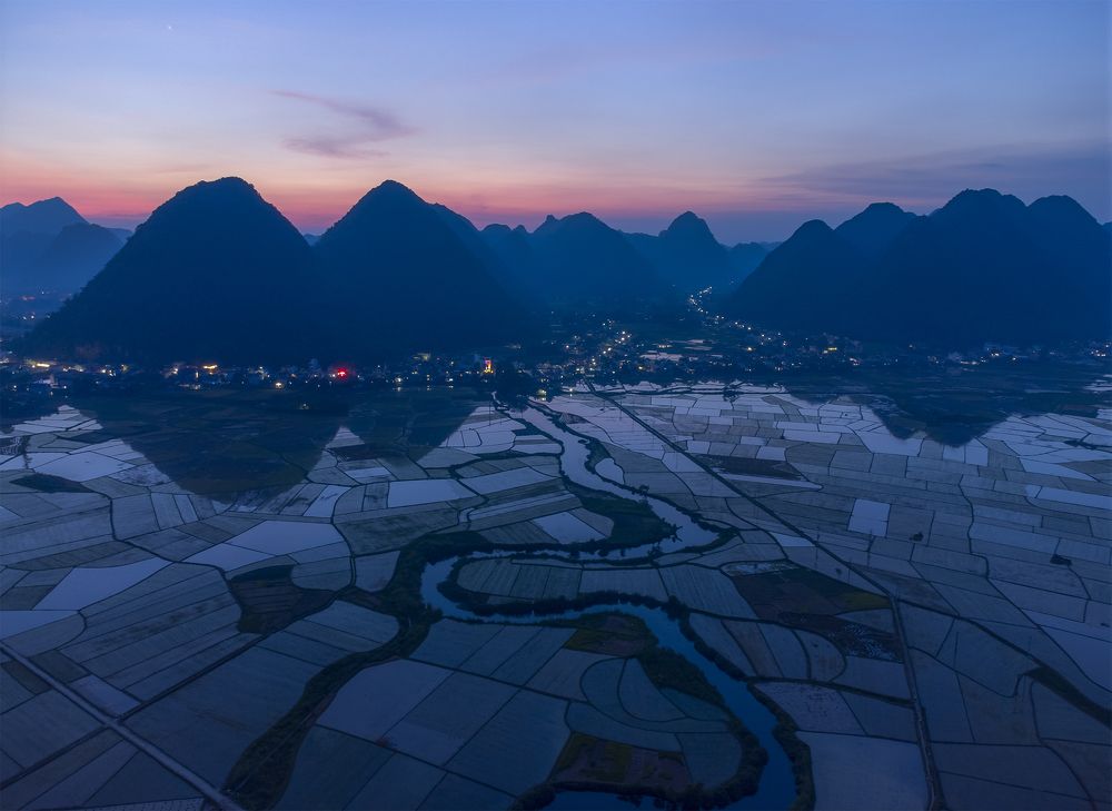 Photograph by Minh Chu Van