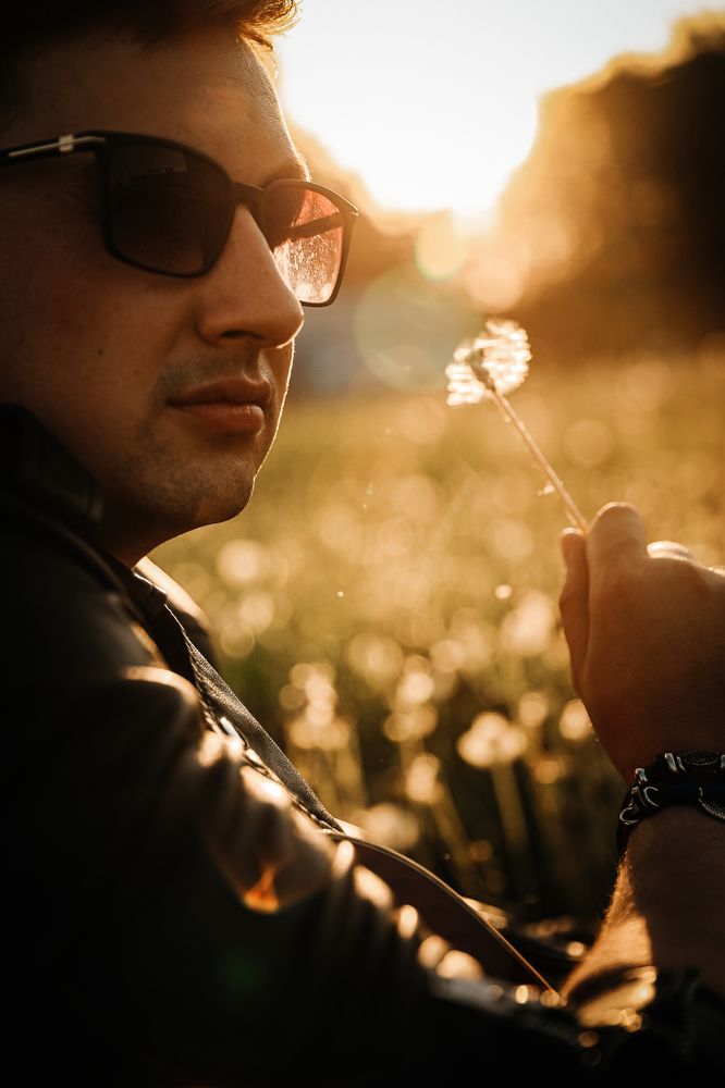 Одуванчики в закате