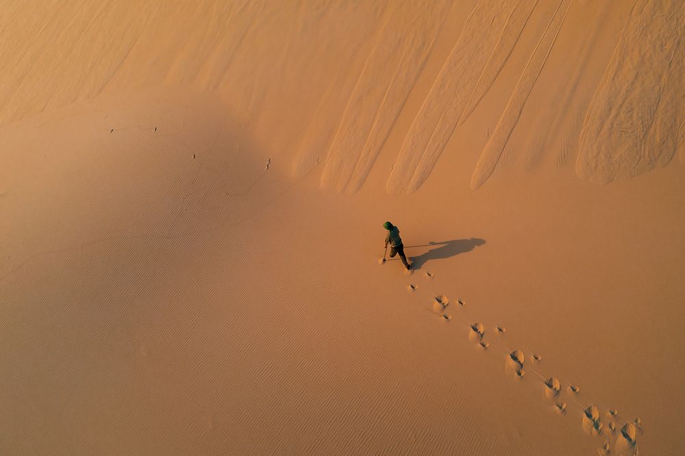 Round footprints in the sand