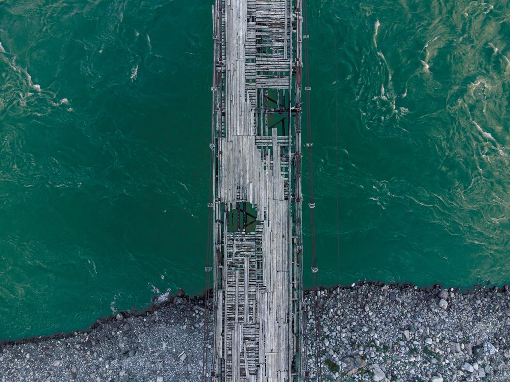 Мост на берег другой жизни.