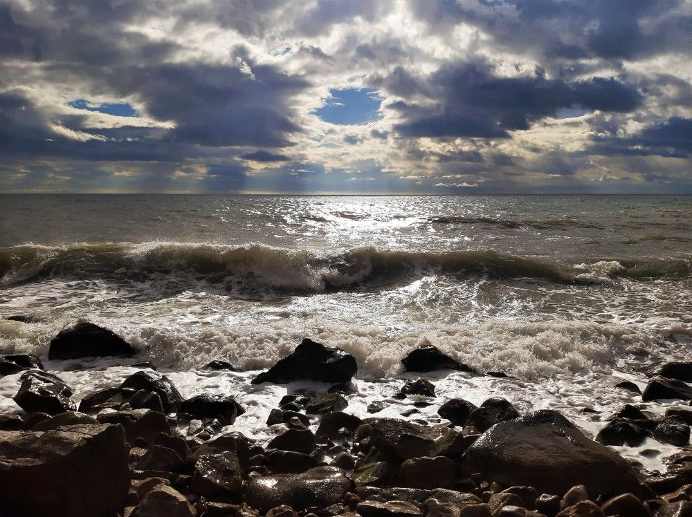 Море у мыса Башенный