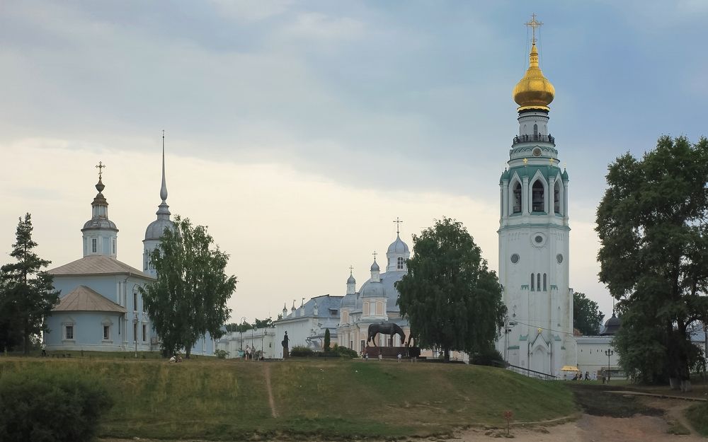 The ensemble of the Vologda Kremlin with the bell tower of St. Sophia Cathedral and the Alexander Nevsky Temple