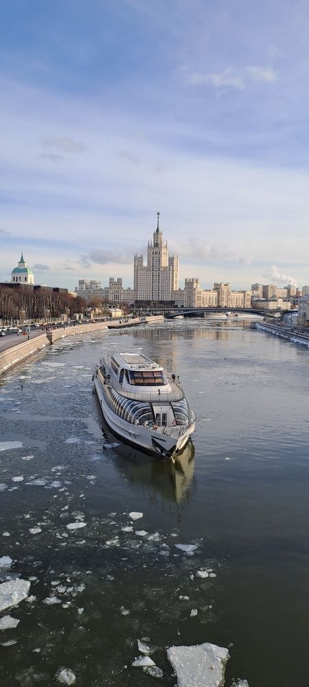 Зимний городской пейзаж. Москва.