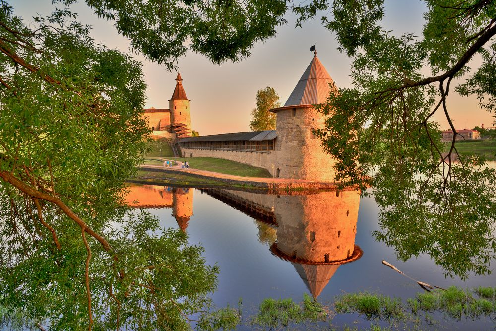 Сторожевые башни Пскова