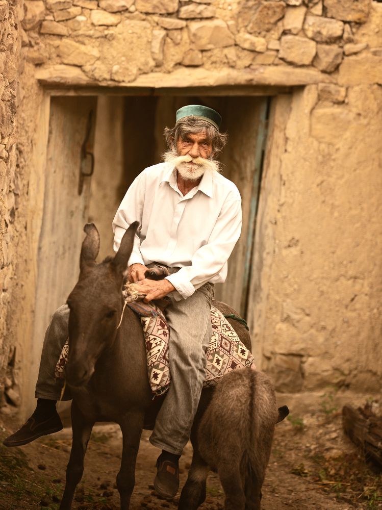 Мужской партер .