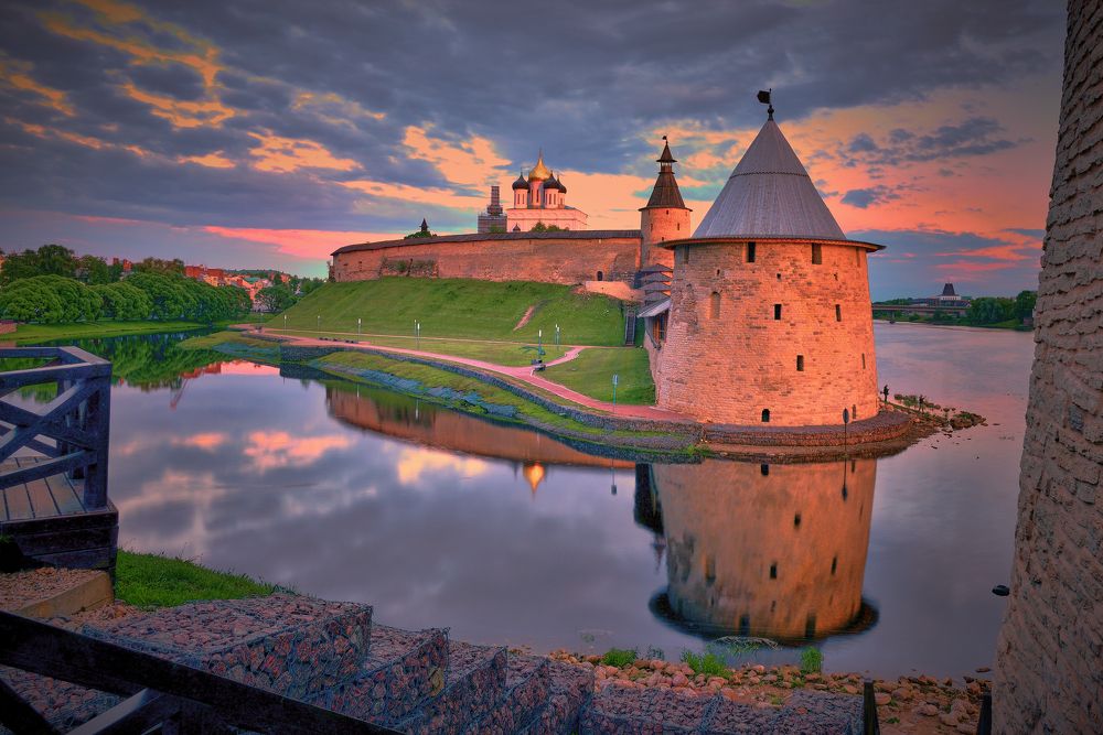 Pskov Kremlin at the mouth of the Pskov River