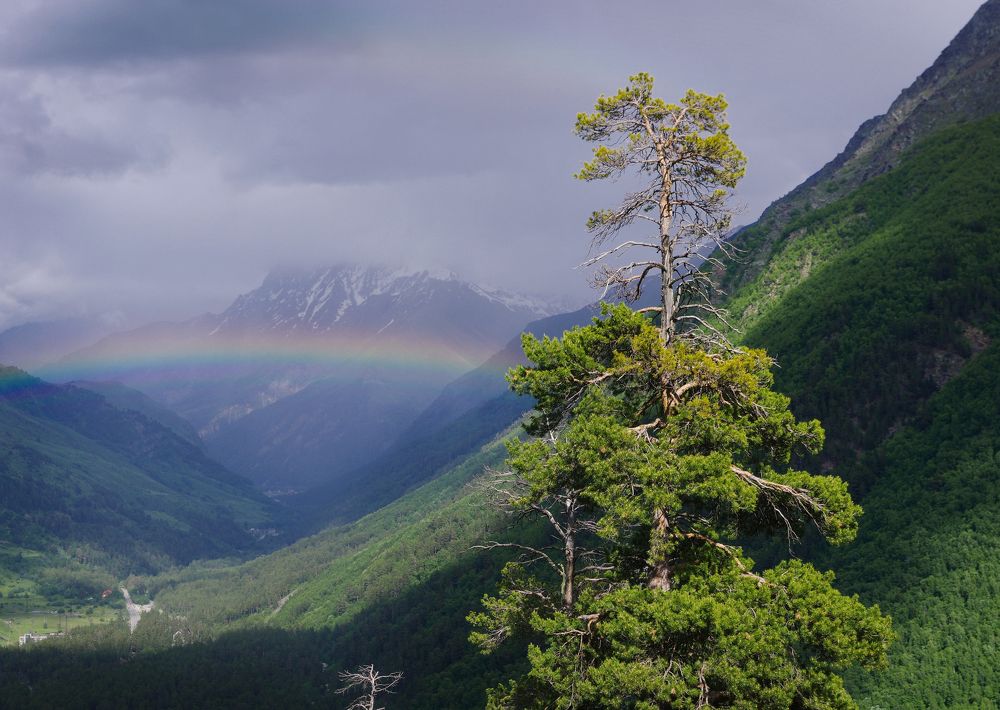 Радуга в Баксанском ущелье