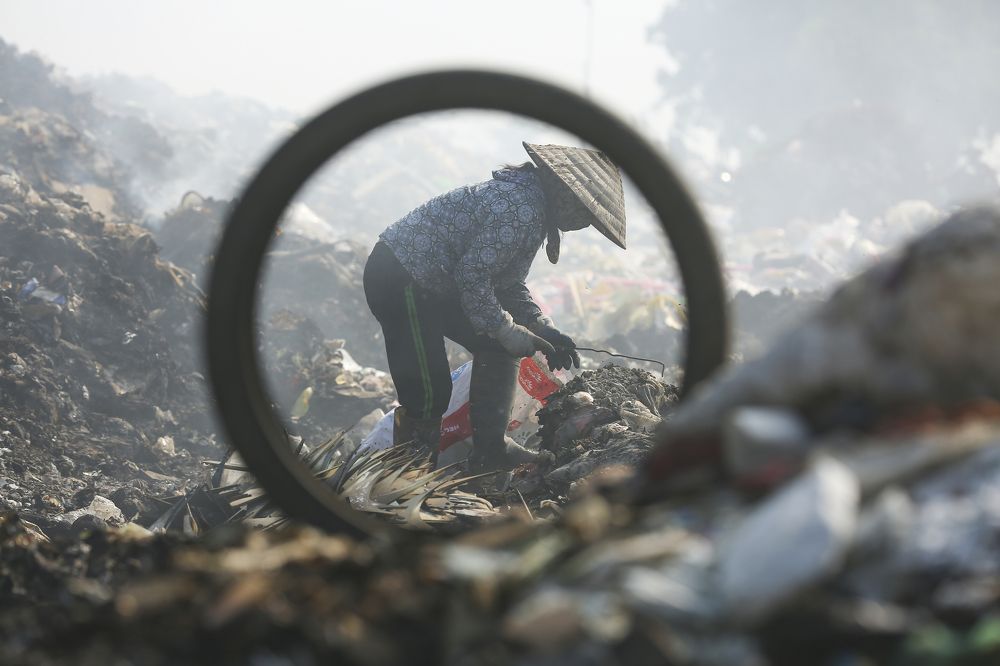 Photograph by Nguyen Ho Quan