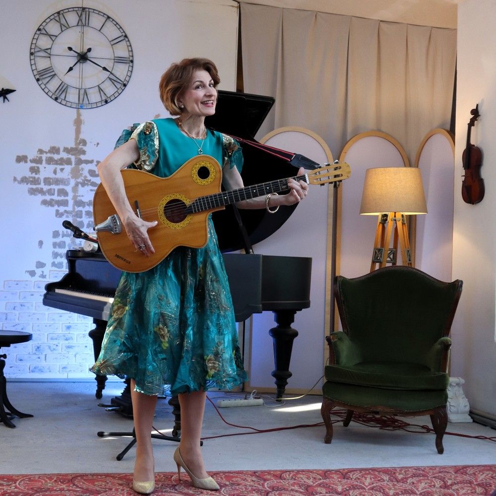 Певица Елена Никитина