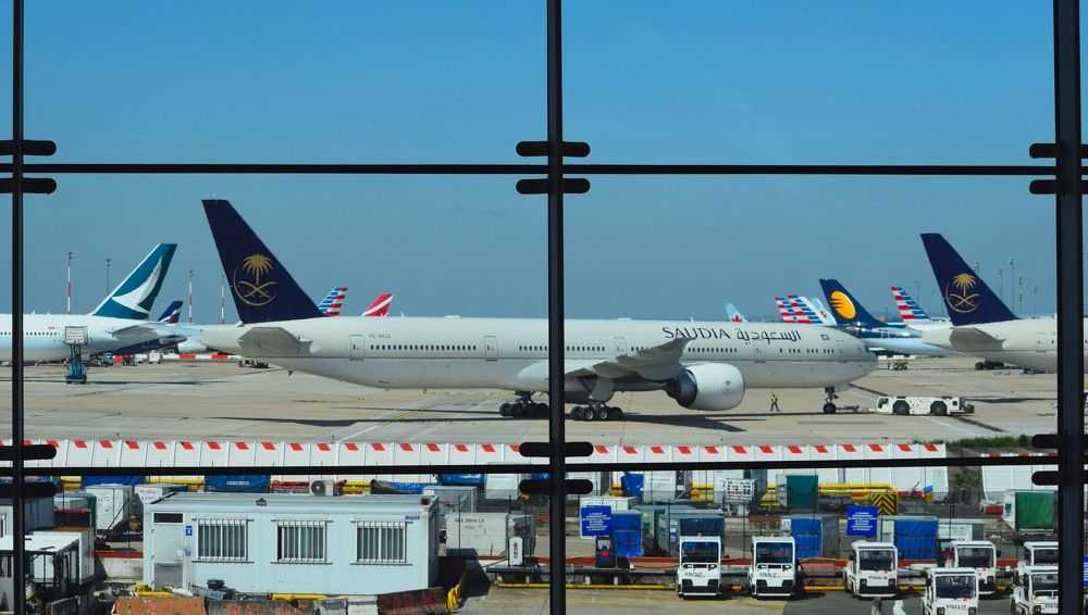 Прибытие в Руасси