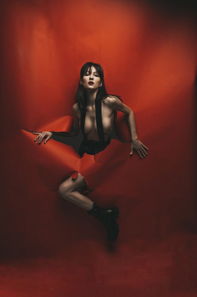 с чистого холста