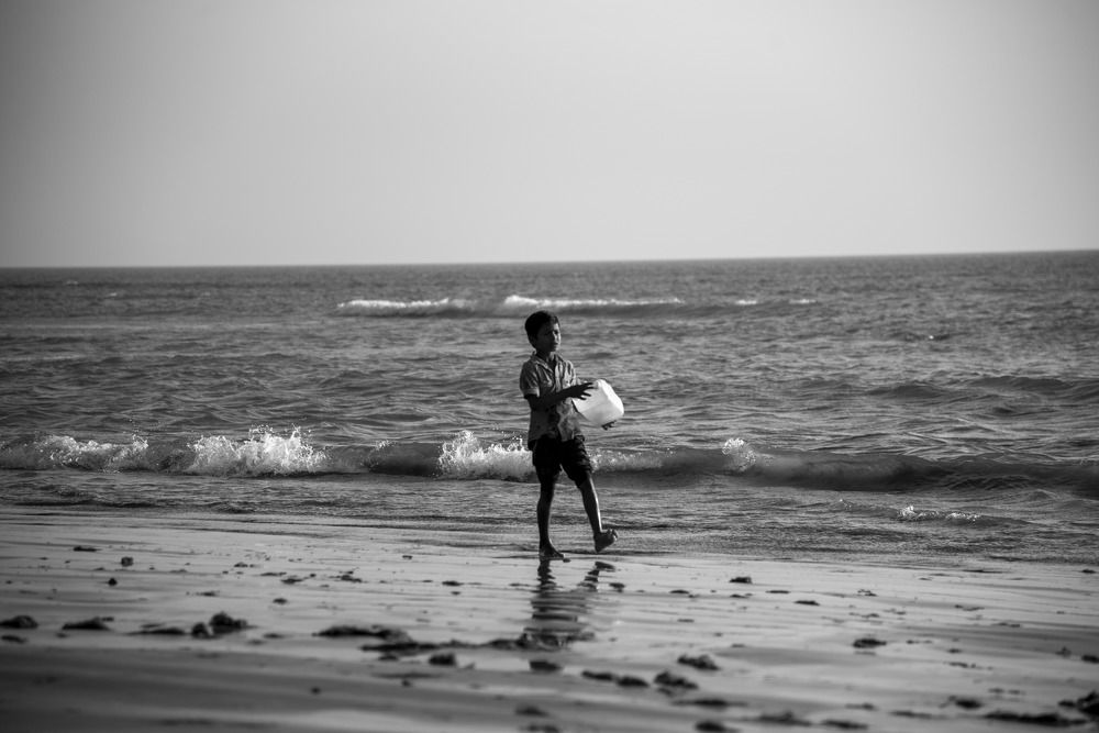 Lonely boy and the sea