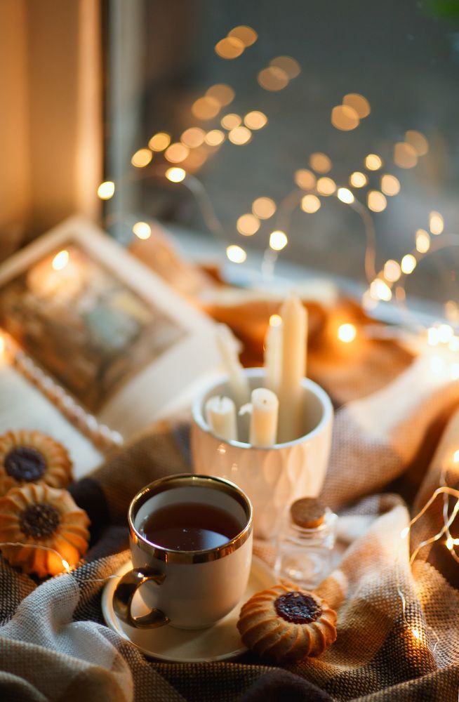 Чай с печеньем Курабье