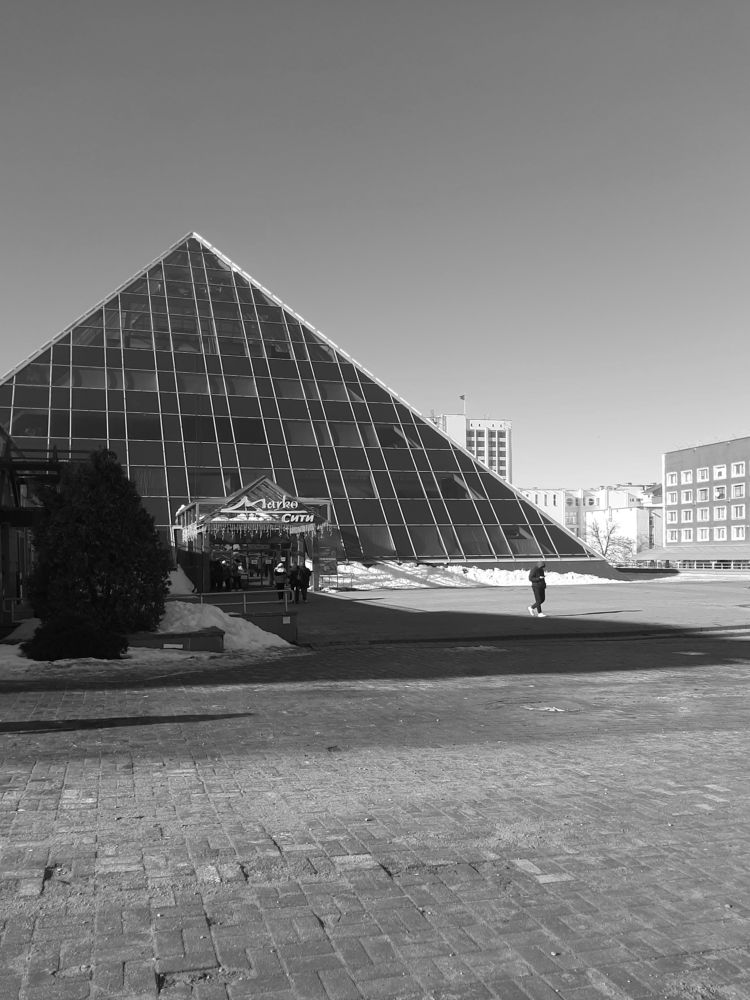 Фотография автора Денис Василец