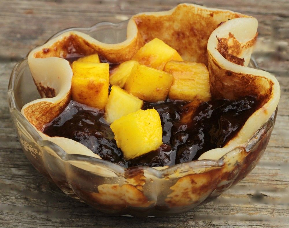 Блин с вареньем и фруктами