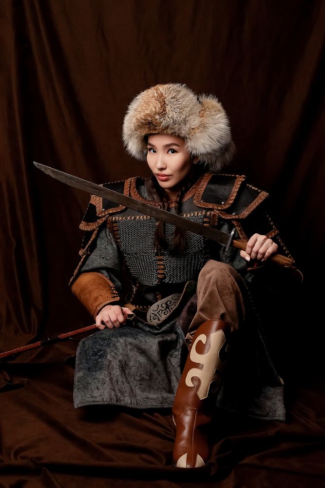 "Девушка-Воин"