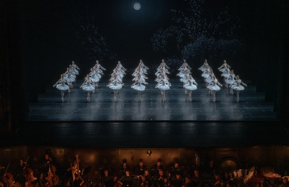 Two measures on the stage