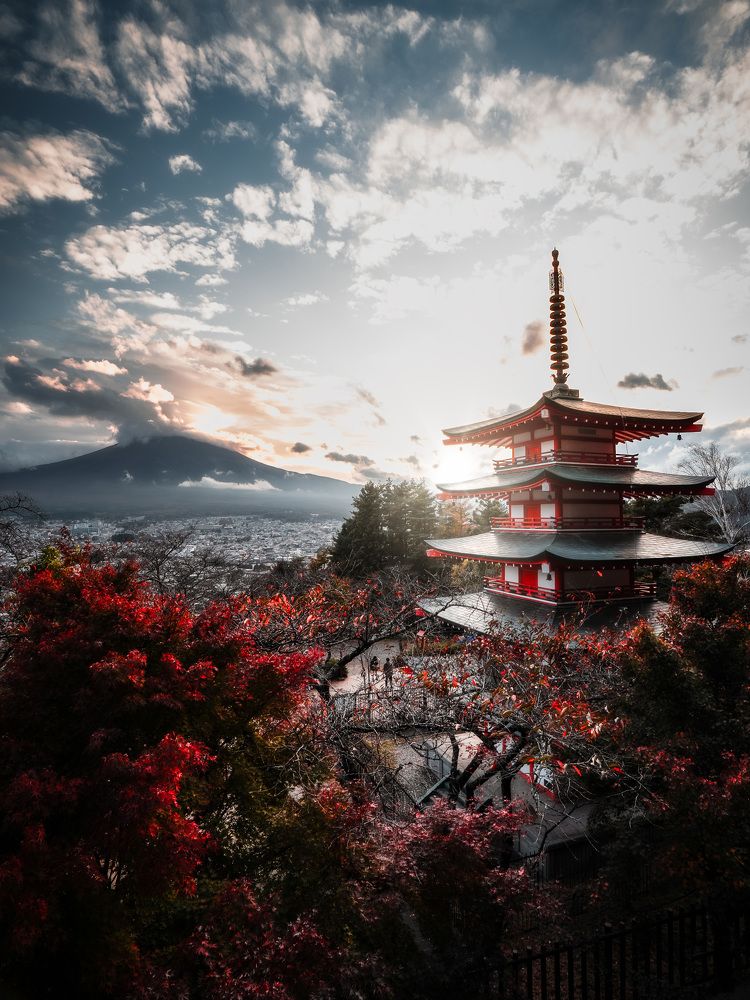 Sunset of Chureito Pagoda