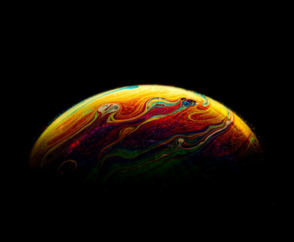 Más allá, Multiversos de la imaginación.