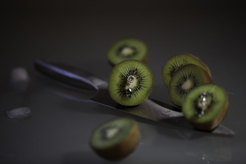 kiwi and jewelry