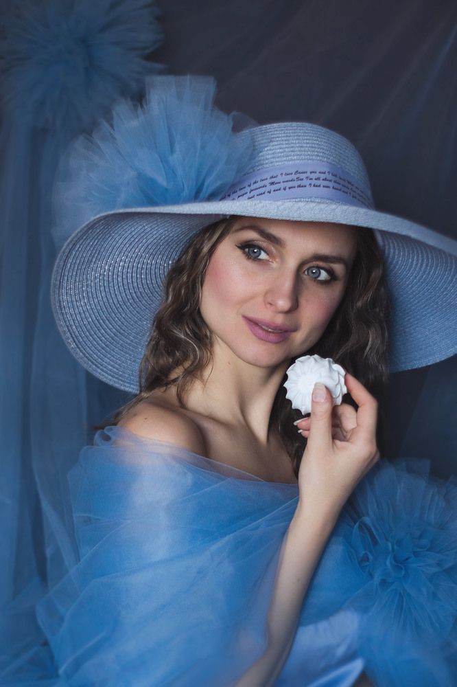 Дама с зефиром