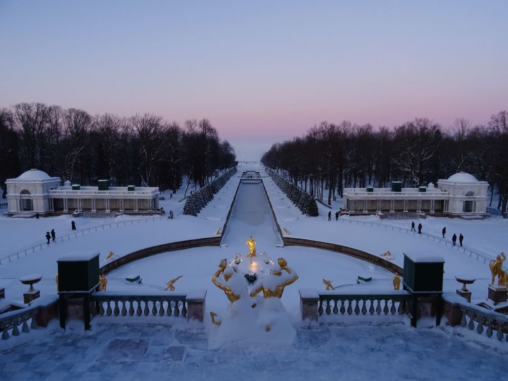 Зимний космос Петергофа