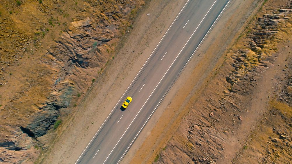 Лучшее фото жёлтой машинки)