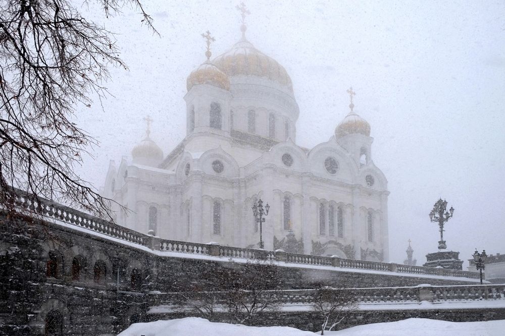 В снежный циклон