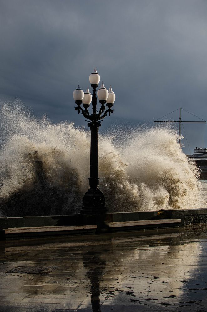 Рай и Ад одного Фонаря