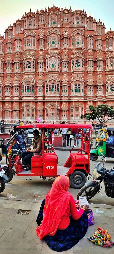 Фотография автора HARSH BHATIA