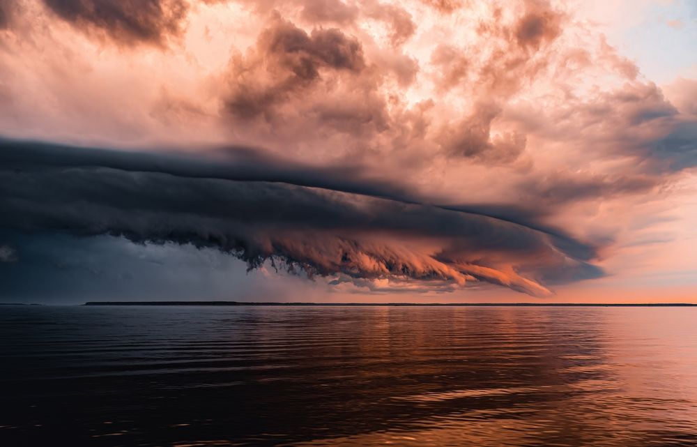 Photograph by Evgeniy Maltsev RedNix