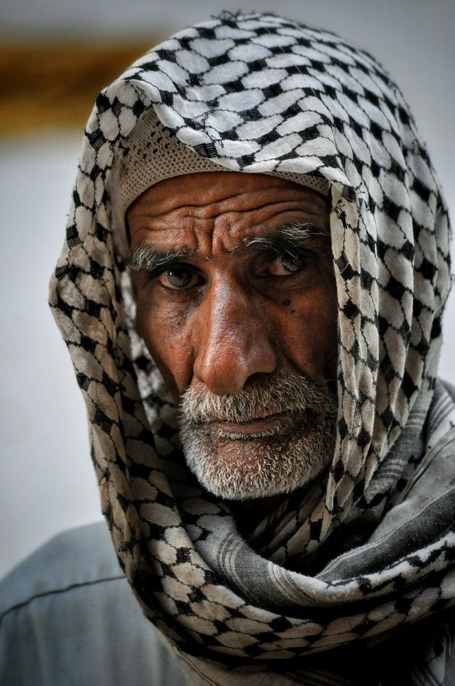 Hello, how are you? Look into my eyes