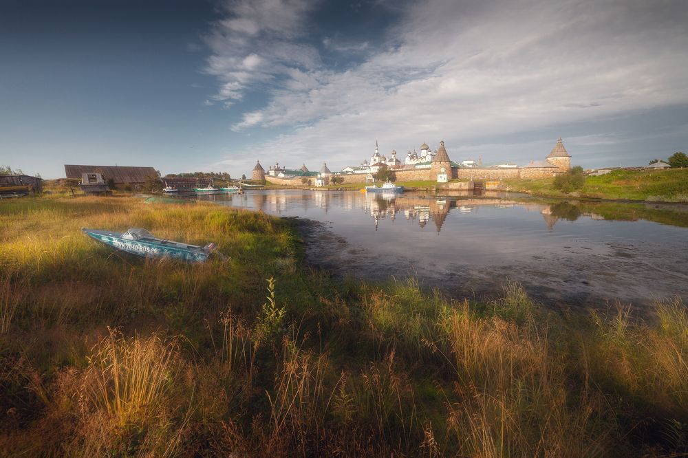 Photograph by Roman Lyubimski