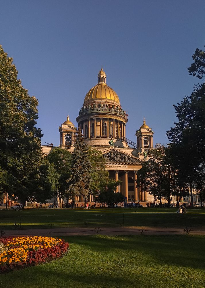 Фотография автора Юрий Серов