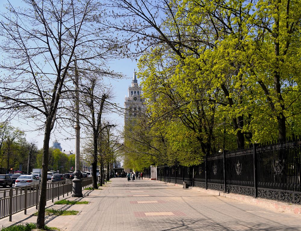 Весна в городе.