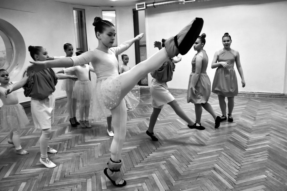 Разминка на паркете