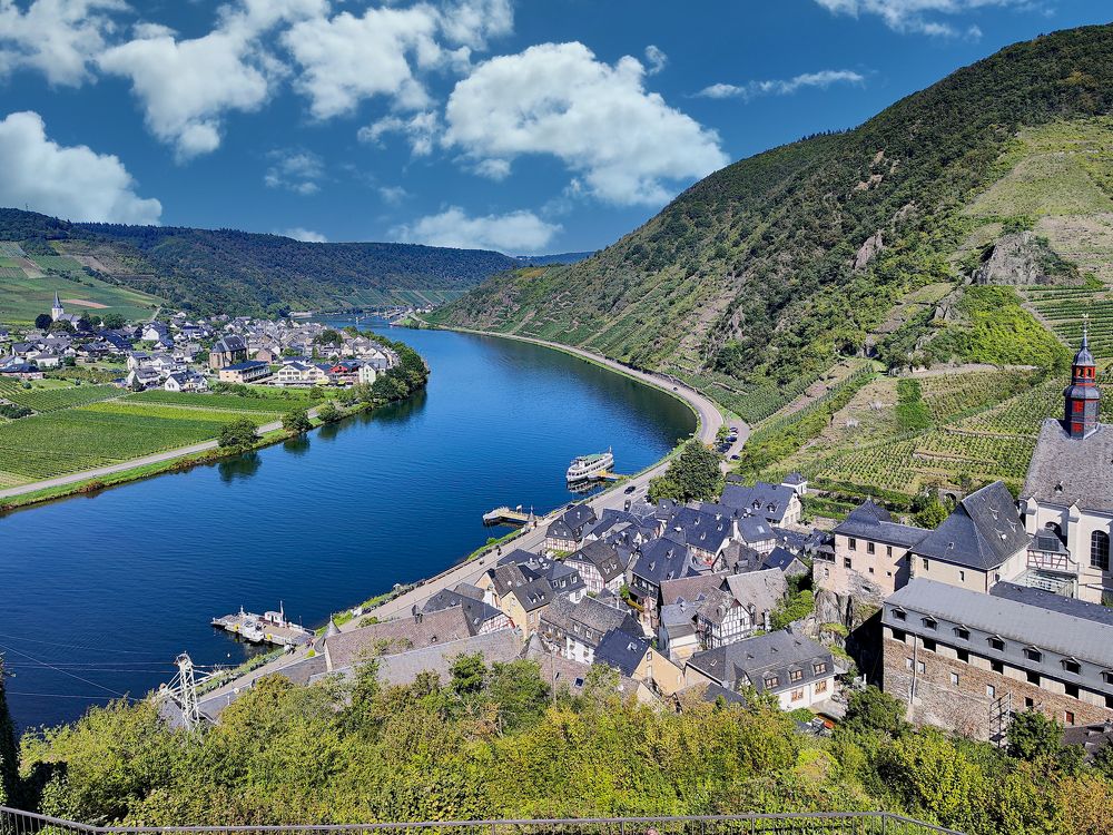 Вид с церковной башни . Белиштаин ФРГ