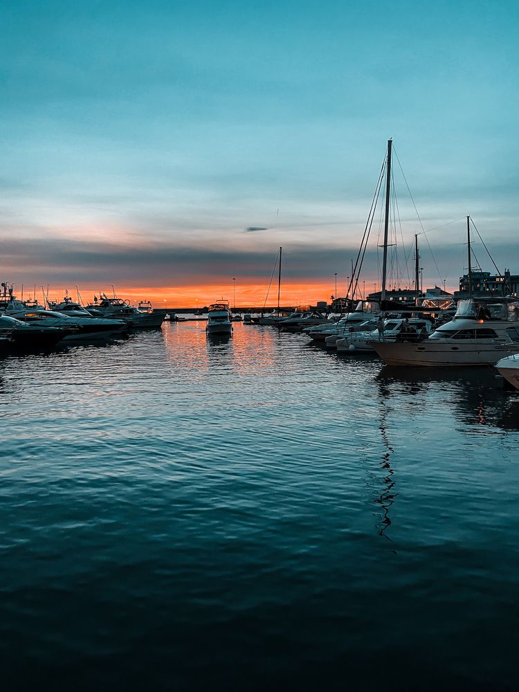 Фотография автора Андрей Болотин