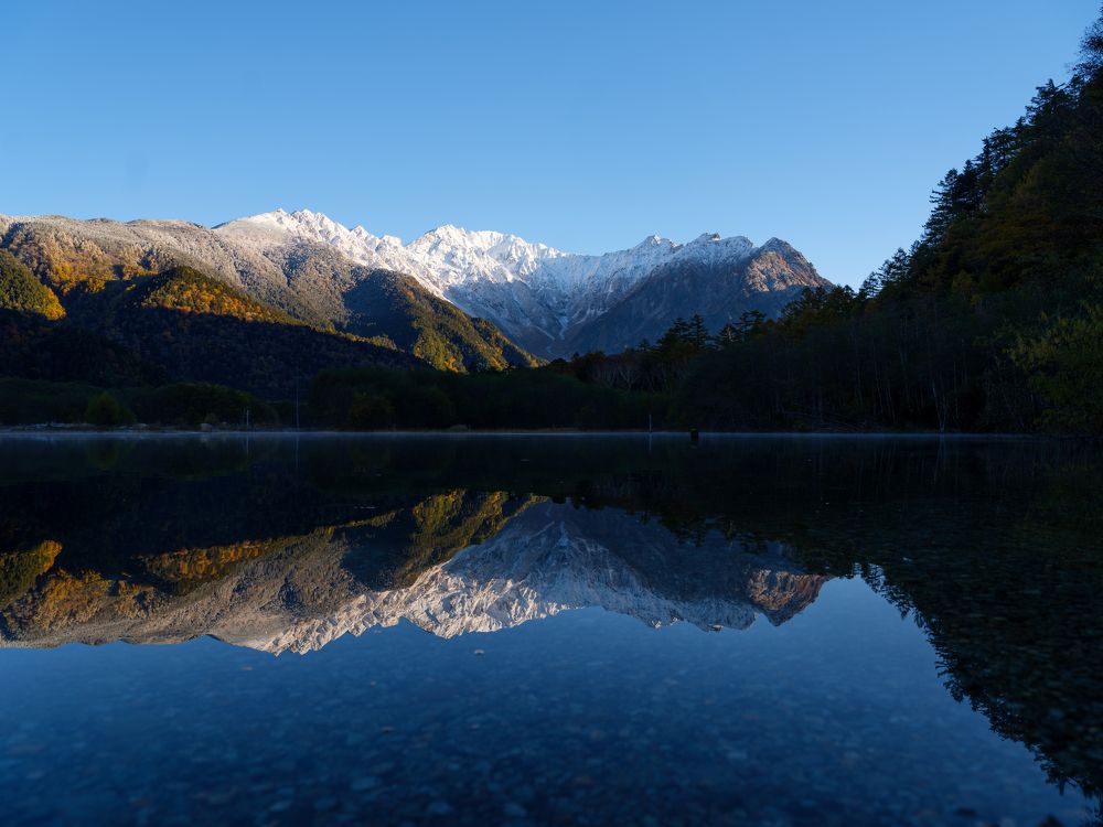 Photograph by SUZUKI HIDEMASA
