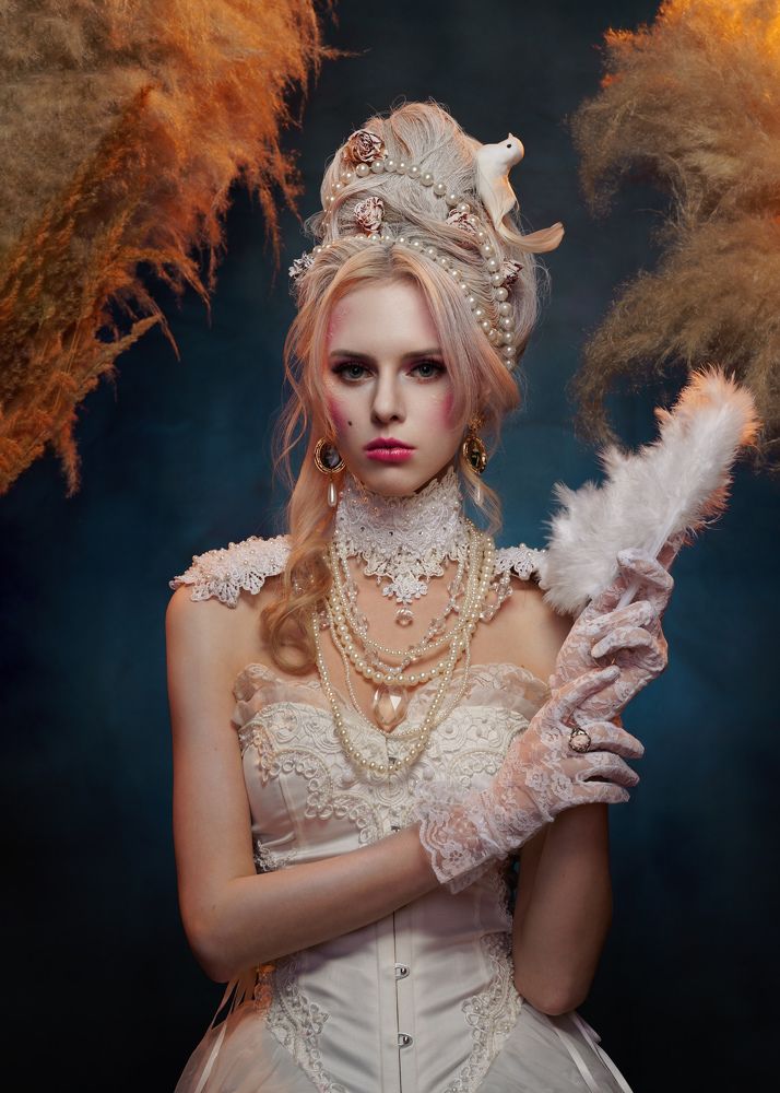 Портрет Анастасии с веером