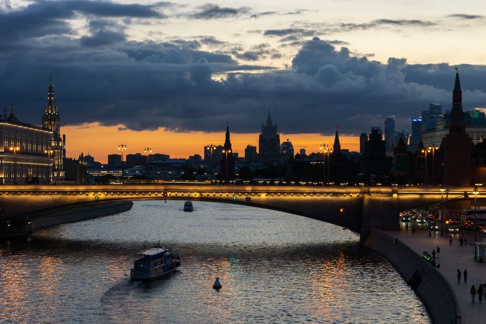 Вечерняя Москва
