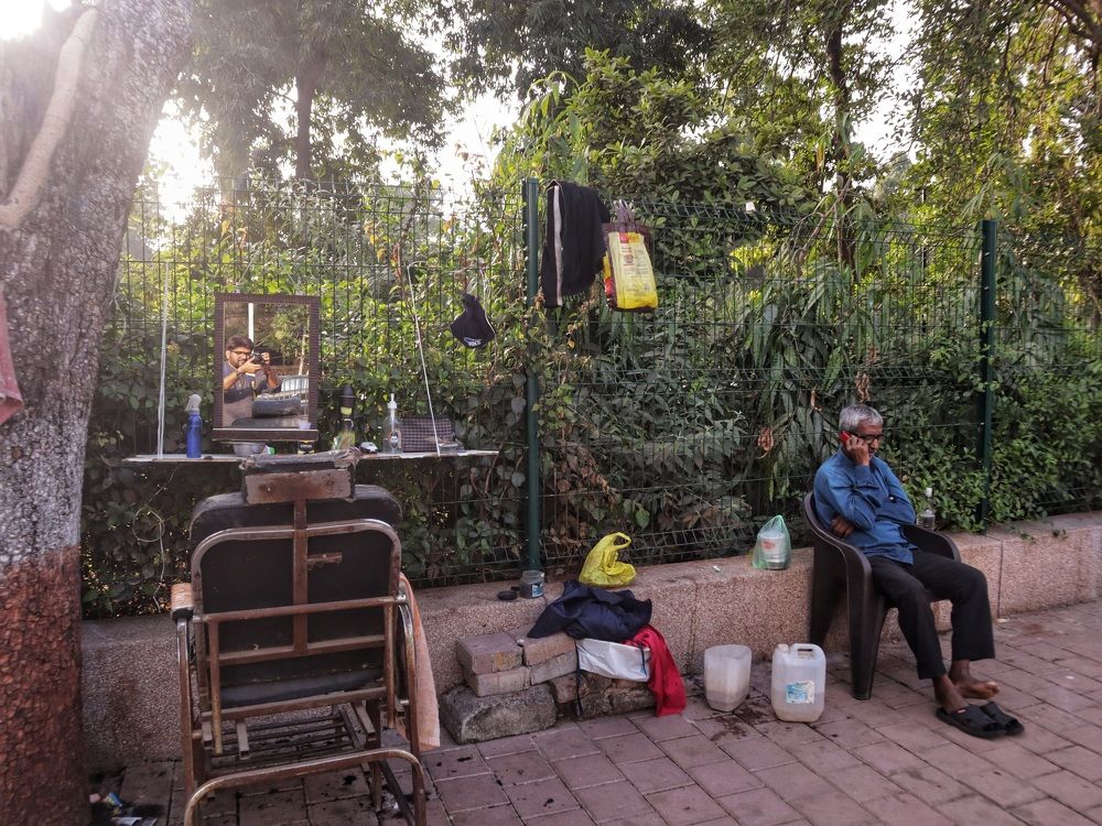 Click inside the mirror