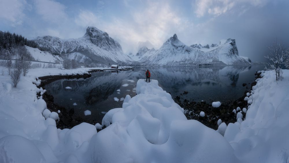 Photograph by Diego Manrique Diez