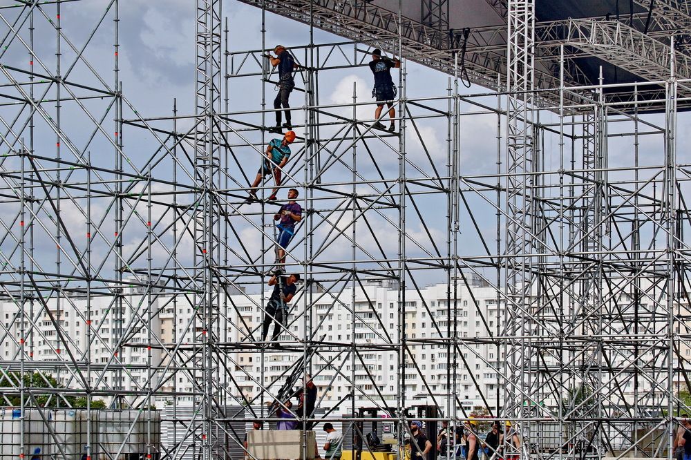 Фотография автора Александр Челмодеев