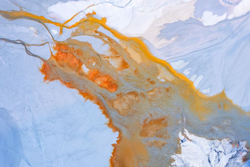 Painting on the ground