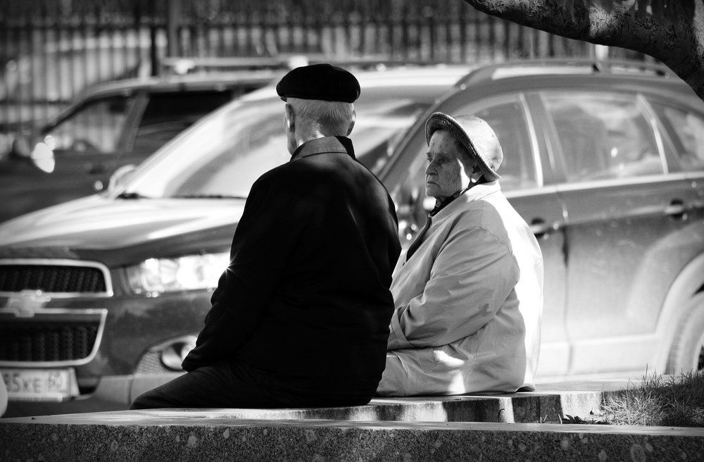 Чужих стариков не бывает