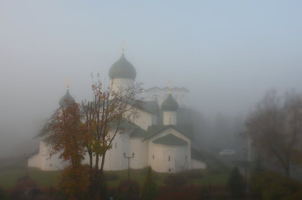 Церковь Богоявления в тумане