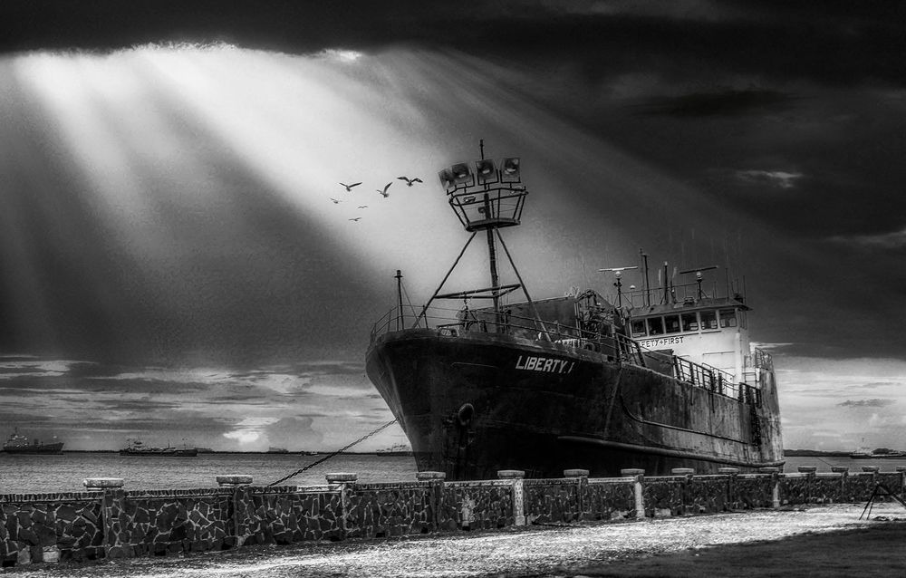 ghost ship in the caribbean