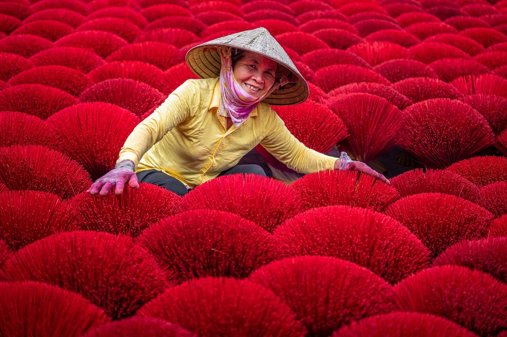 The art of incense stick drying